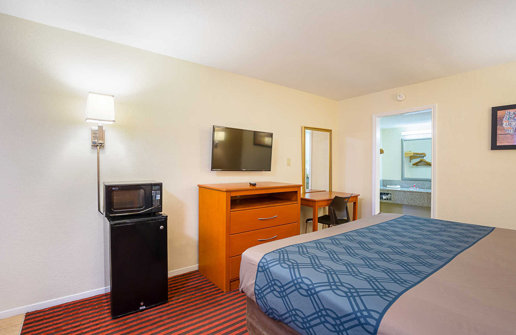 Econo Lodge Huntsville- University Area الغرفة الصورة