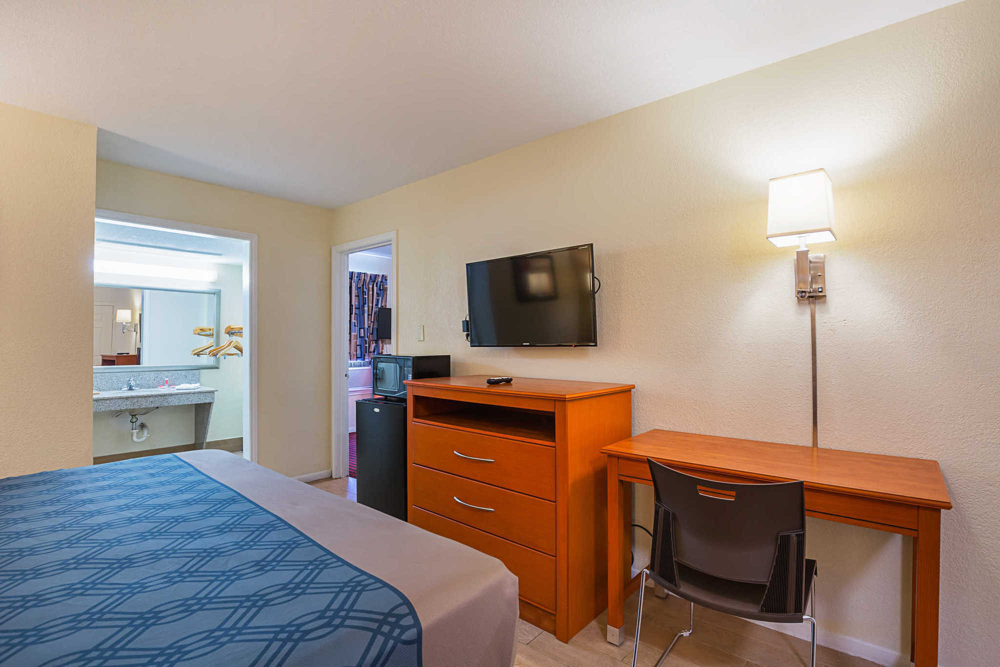 Econo Lodge Huntsville- University Area الغرفة الصورة